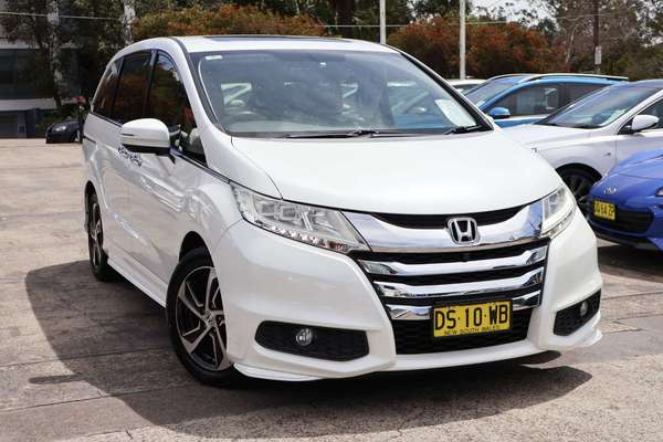 2015 Honda Odyssey VTi-L 5th Gen