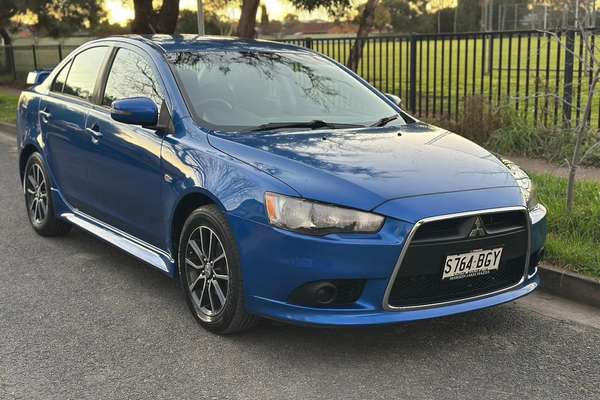 2015 Mitsubishi Lancer ES Sport CJ