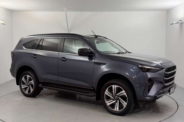 2026 Isuzu MU-X LS-T
