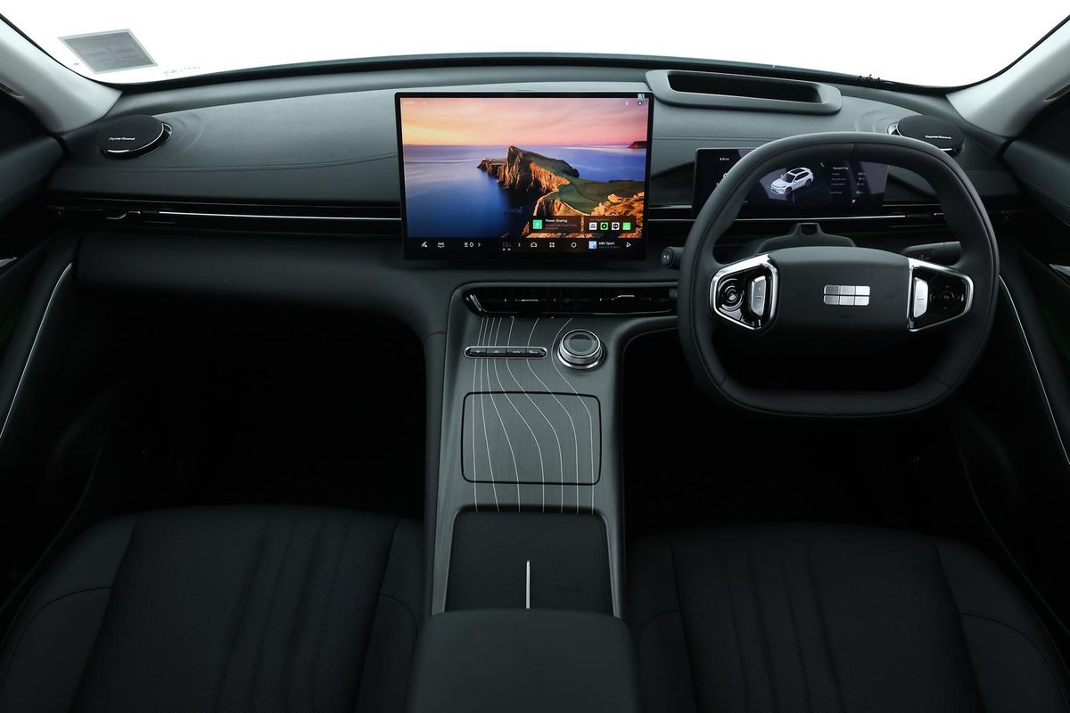 2026 Geely Starray EM-i Inspire P145