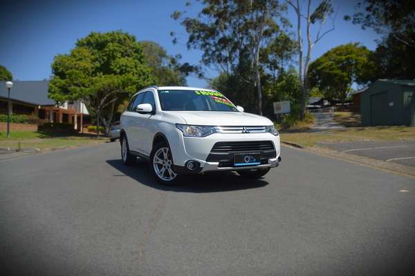 2014 Mitsubishi Outlander LS ZJ