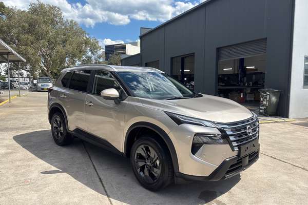 2025 Nissan X-TRAIL ST-L T33