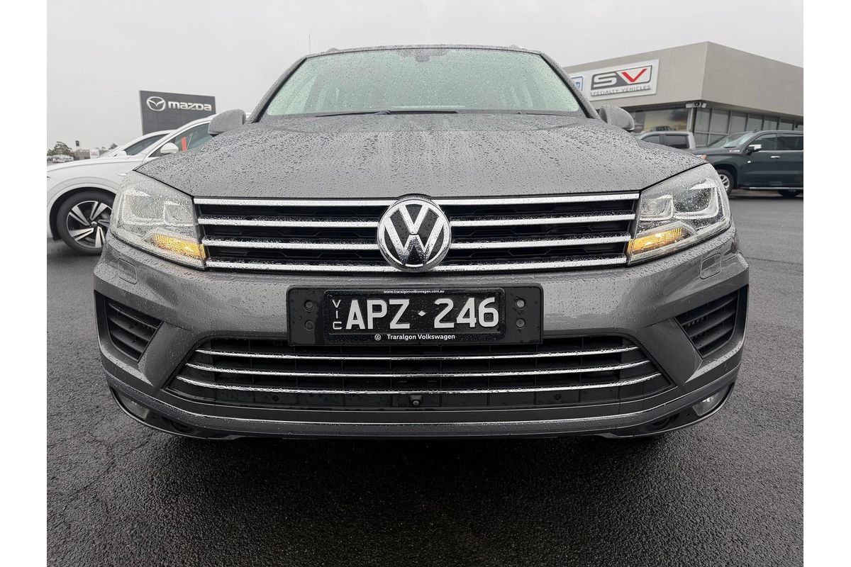 2017 Volkswagen Touareg V6 TDI Adventure 7P