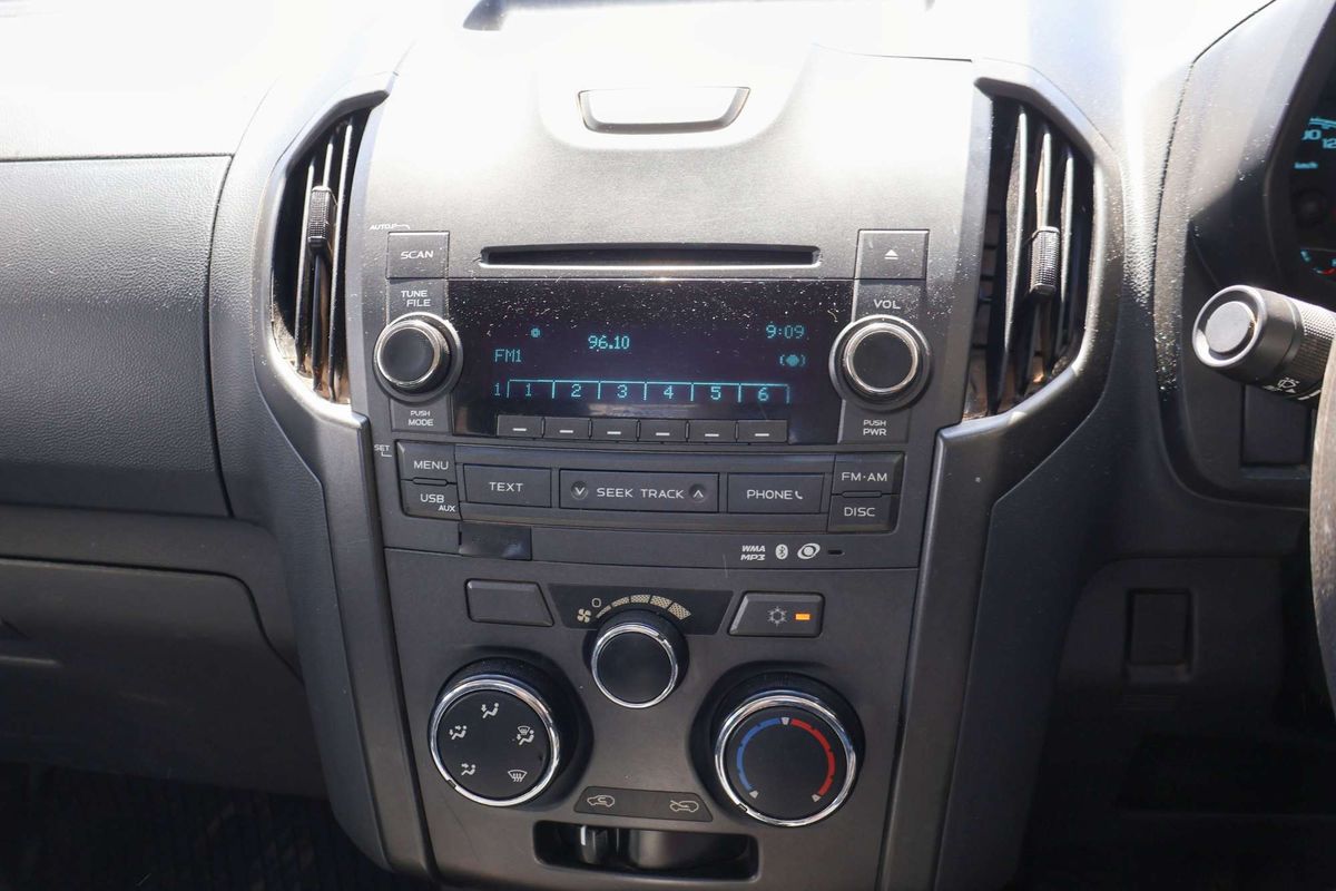2015 Holden Colorado DX RG 4X4 image 20