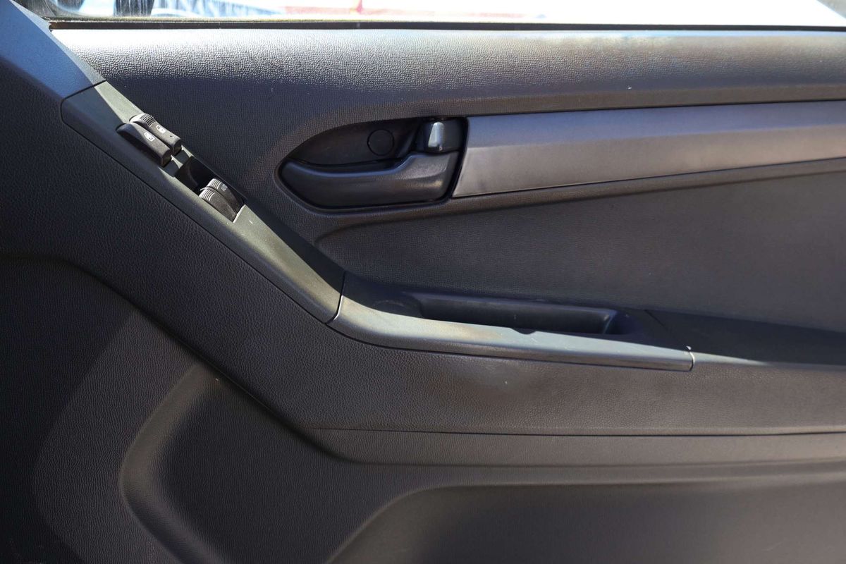 2015 Holden Colorado DX RG 4X4 image 21