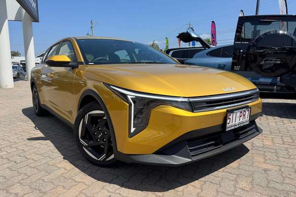 2025 Kia K4 Sport+ CL4m