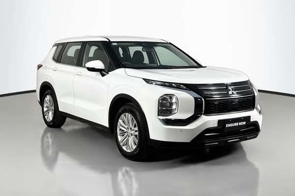 2023 Mitsubishi Outlander ES ZM