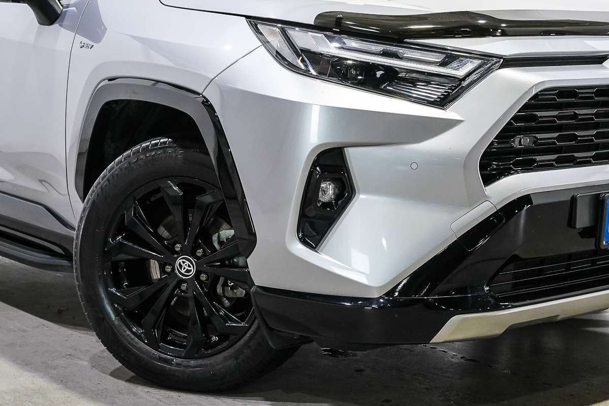 2025 Toyota RAV4 XSE AXAH54R