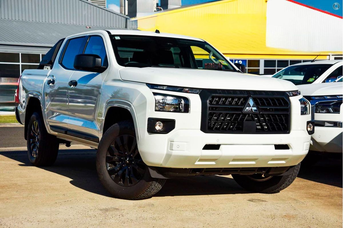 2025 Mitsubishi Triton GLX-R MV 4X4