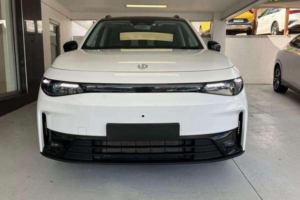 2026 Leapmotor C10 REEV Ultra Hybrid Design B11