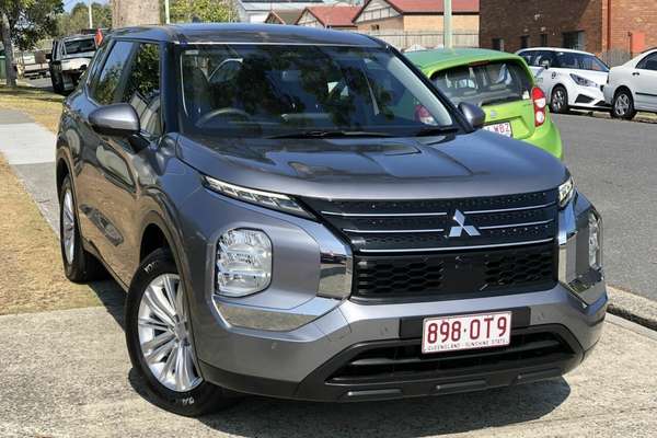 2021 Mitsubishi Outlander ES ZM