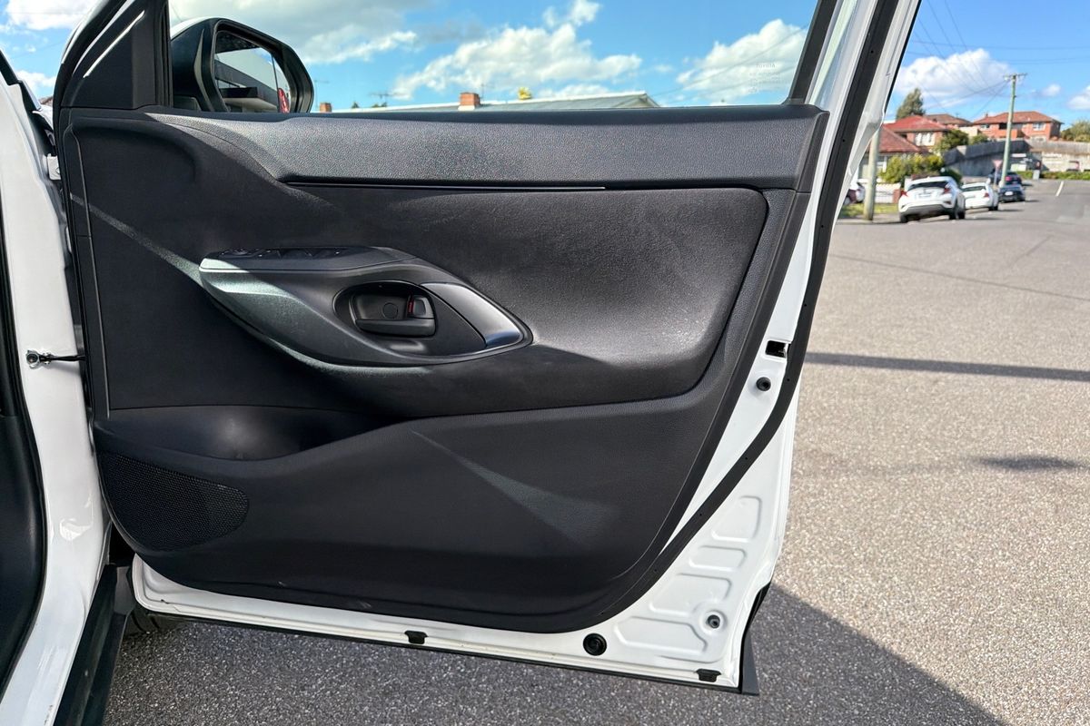 2025 Toyota Yaris Cross GX MXPJ10R