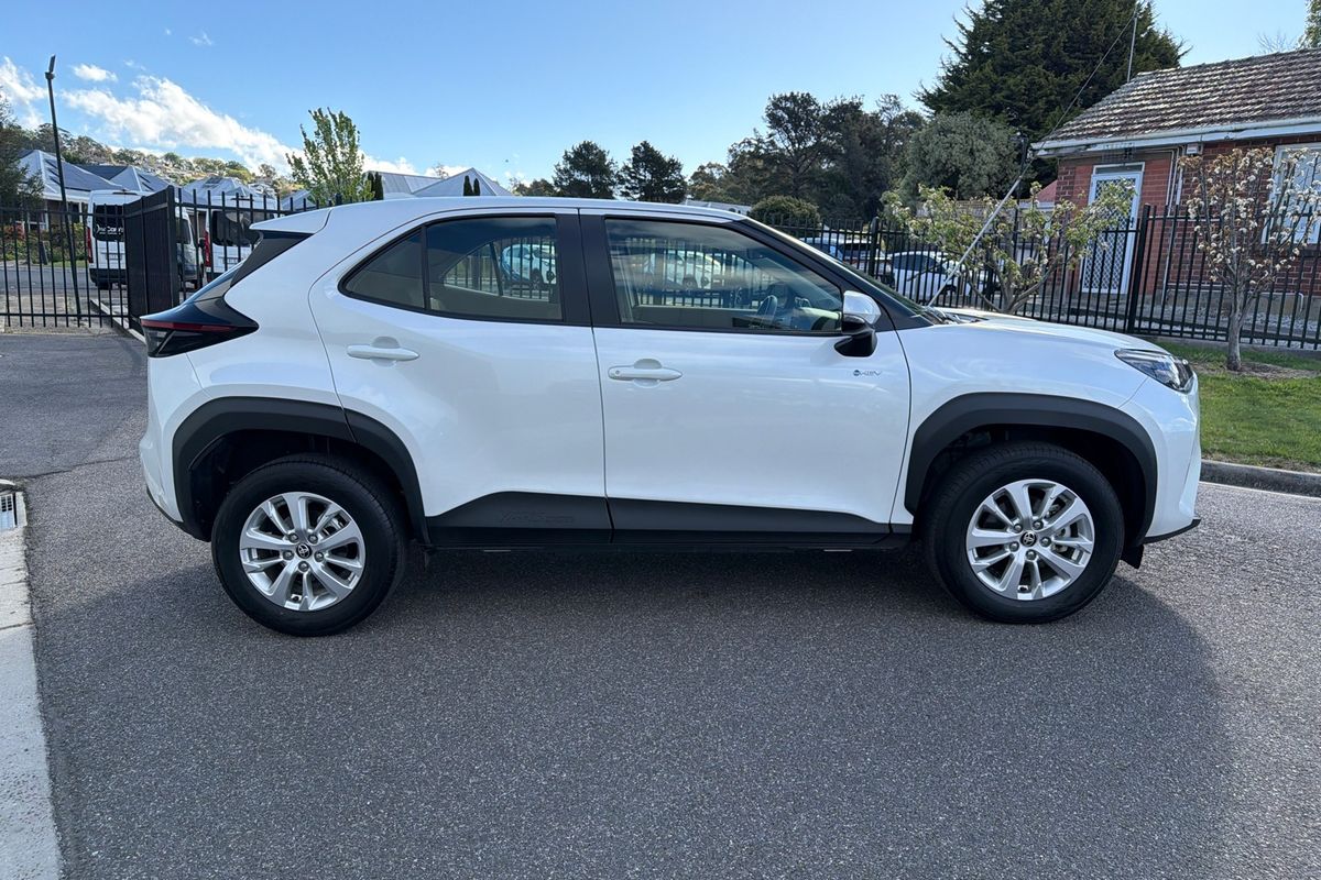 2025 Toyota Yaris Cross GX MXPJ10R
