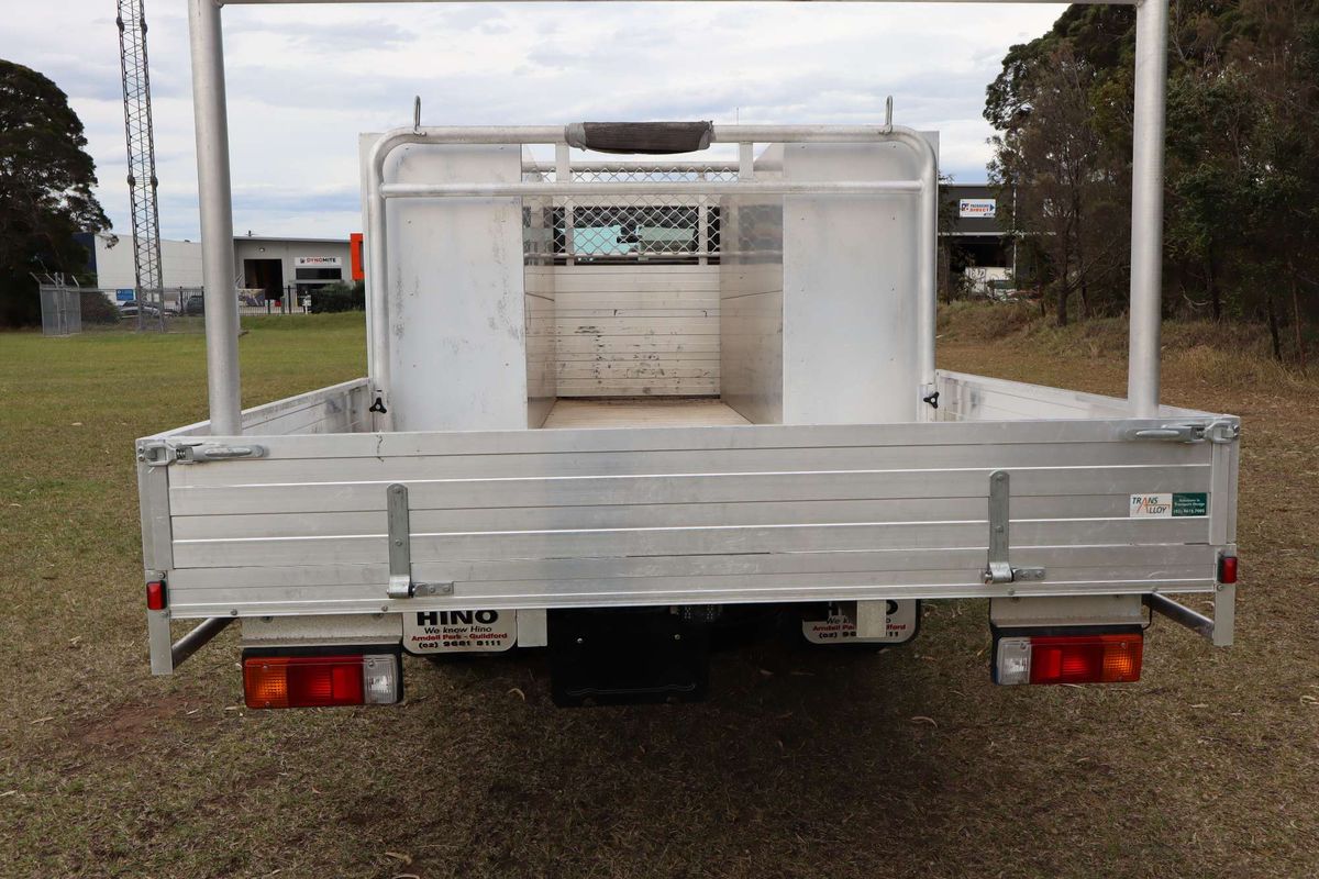 2023 Hino 300 Series 616 3870 WIDE XZU720R MY20 REAR WHEEL DRIVE LWB image 9