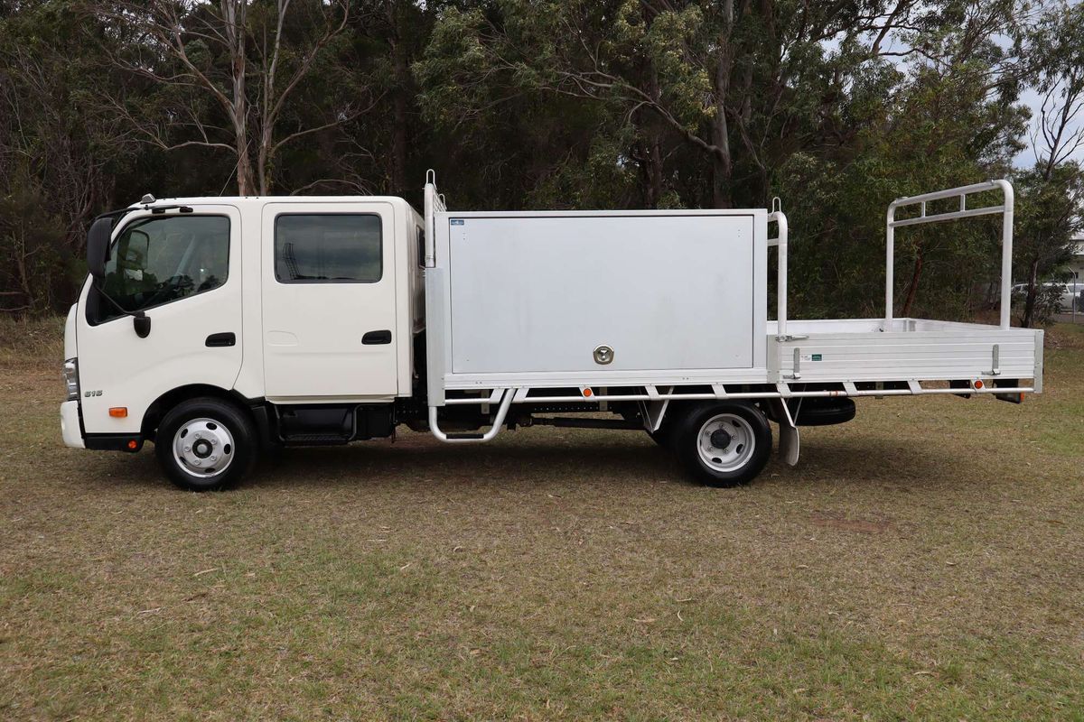 2023 Hino 300 Series 616 3870 WIDE XZU720R MY20 REAR WHEEL DRIVE LWB image 14