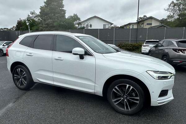 2019 Volvo XC60 T5 Momentum