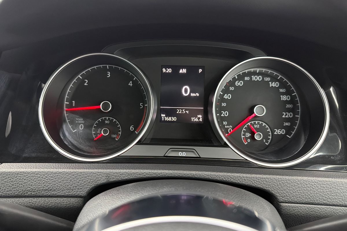 2015 Volkswagen Golf 110TDI Highline 7