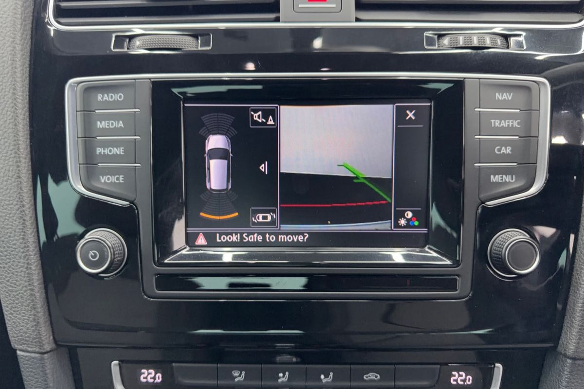 2015 Volkswagen Golf 110TDI Highline 7