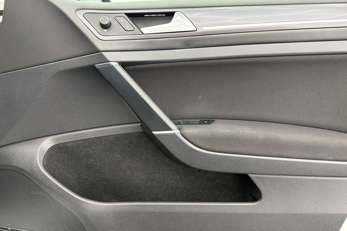2015 Volkswagen Golf 110TDI Highline 7