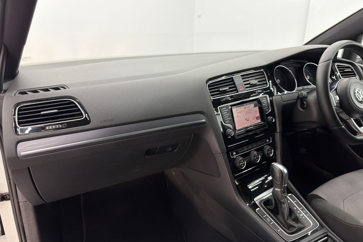 2015 Volkswagen Golf 110TDI Highline 7