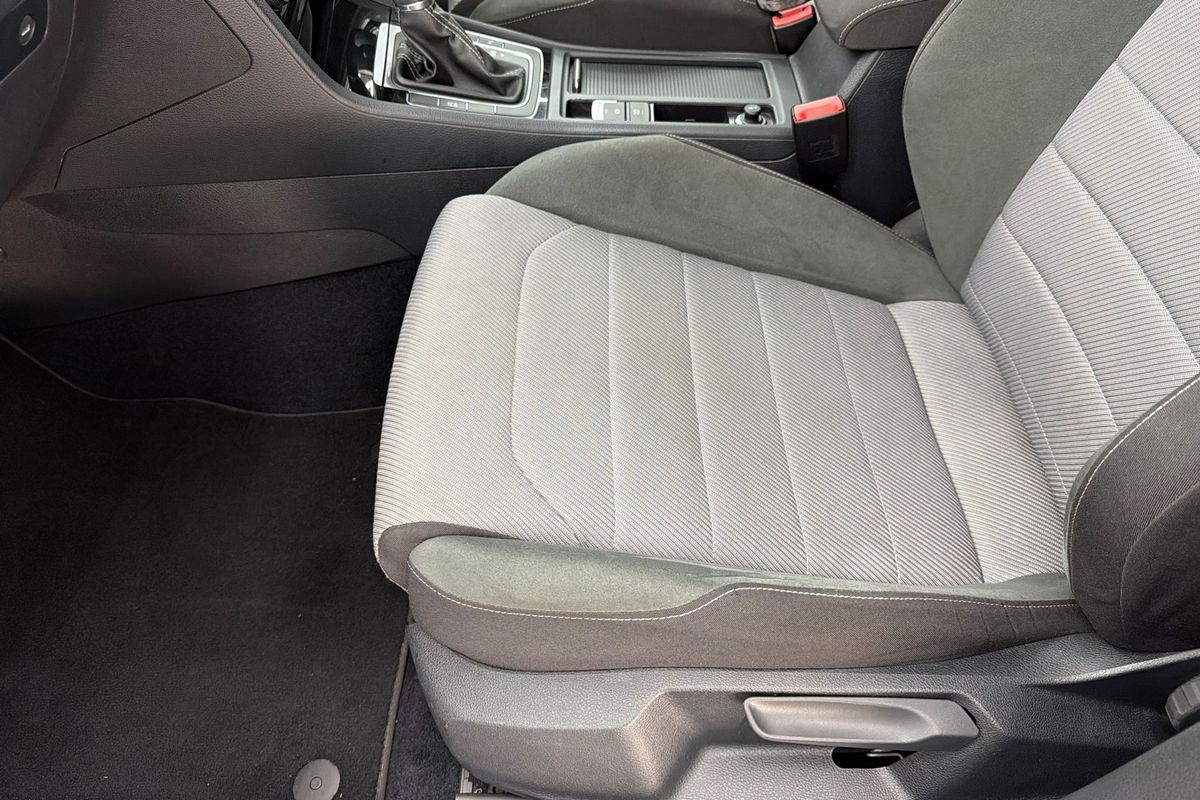 2015 Volkswagen Golf 110TDI Highline 7