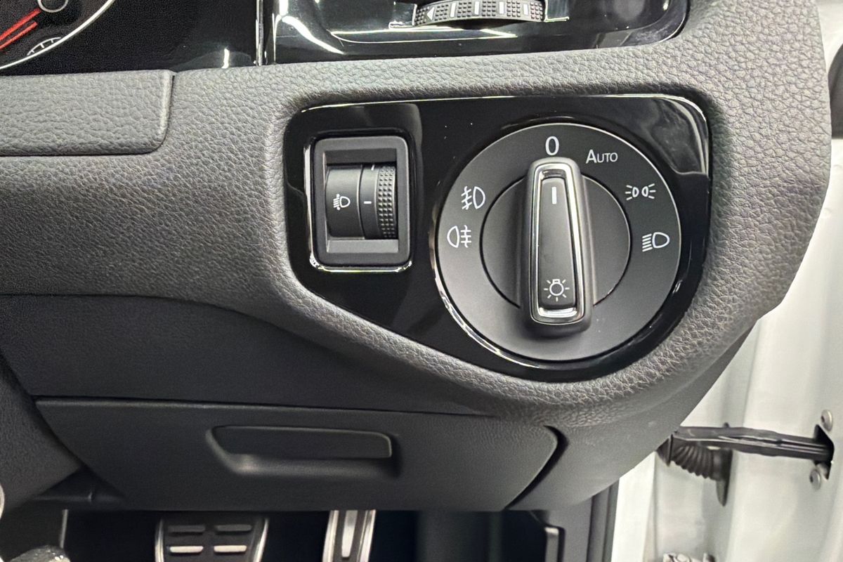 2015 Volkswagen Golf 110TDI Highline 7