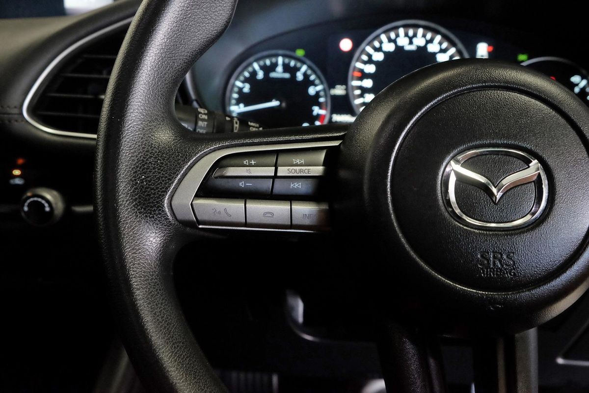 2020 Mazda 3 G20 Pure BP Series image 15