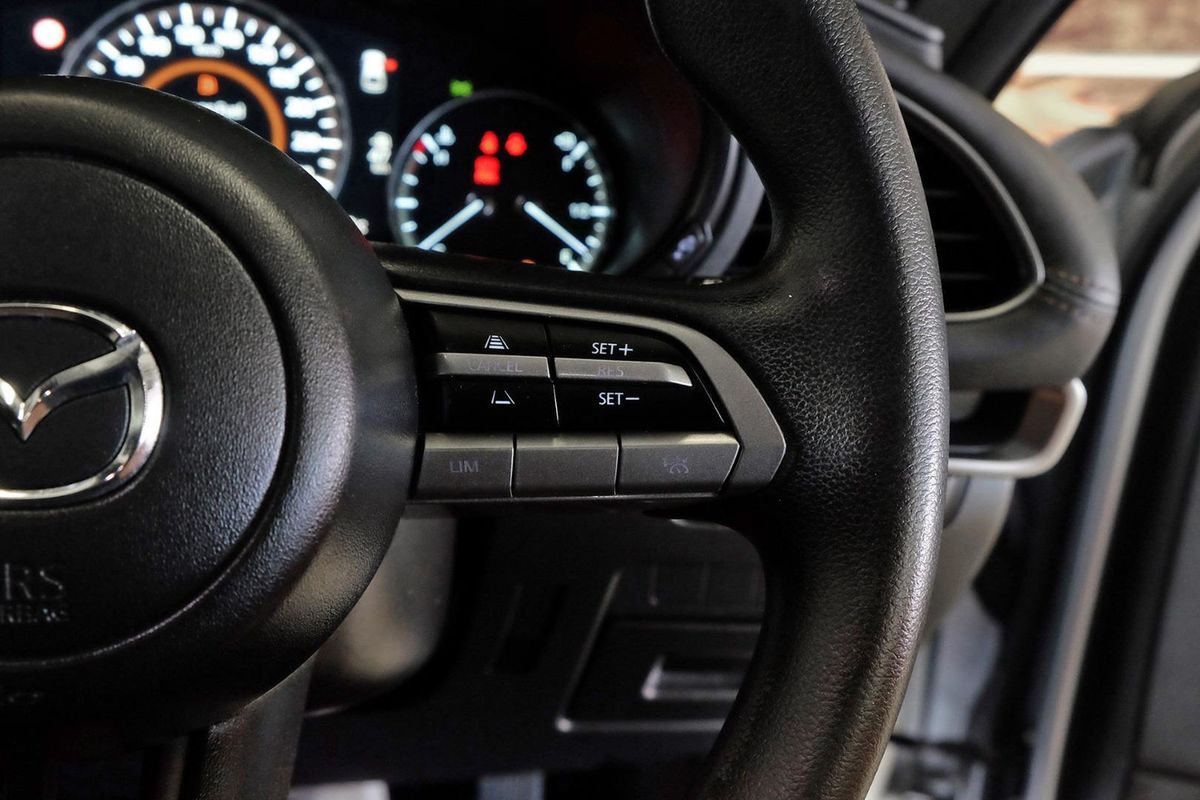 2020 Mazda 3 G20 Pure BP Series image 16
