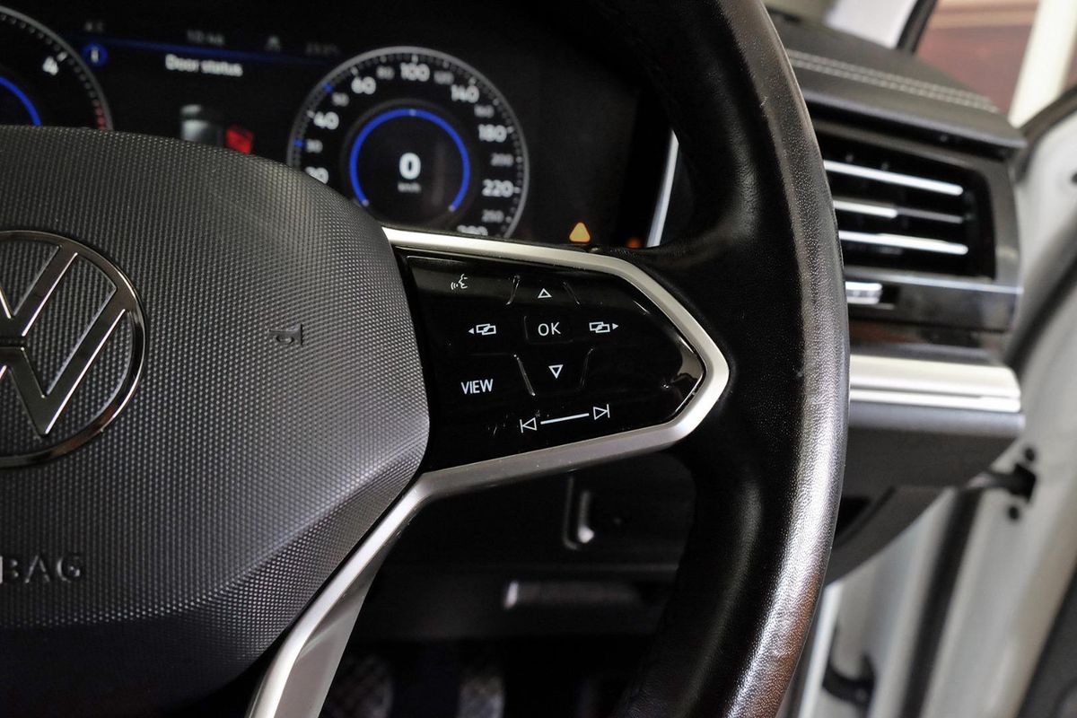 2022 Volkswagen Touareg 210TDI Elegance CR image 16