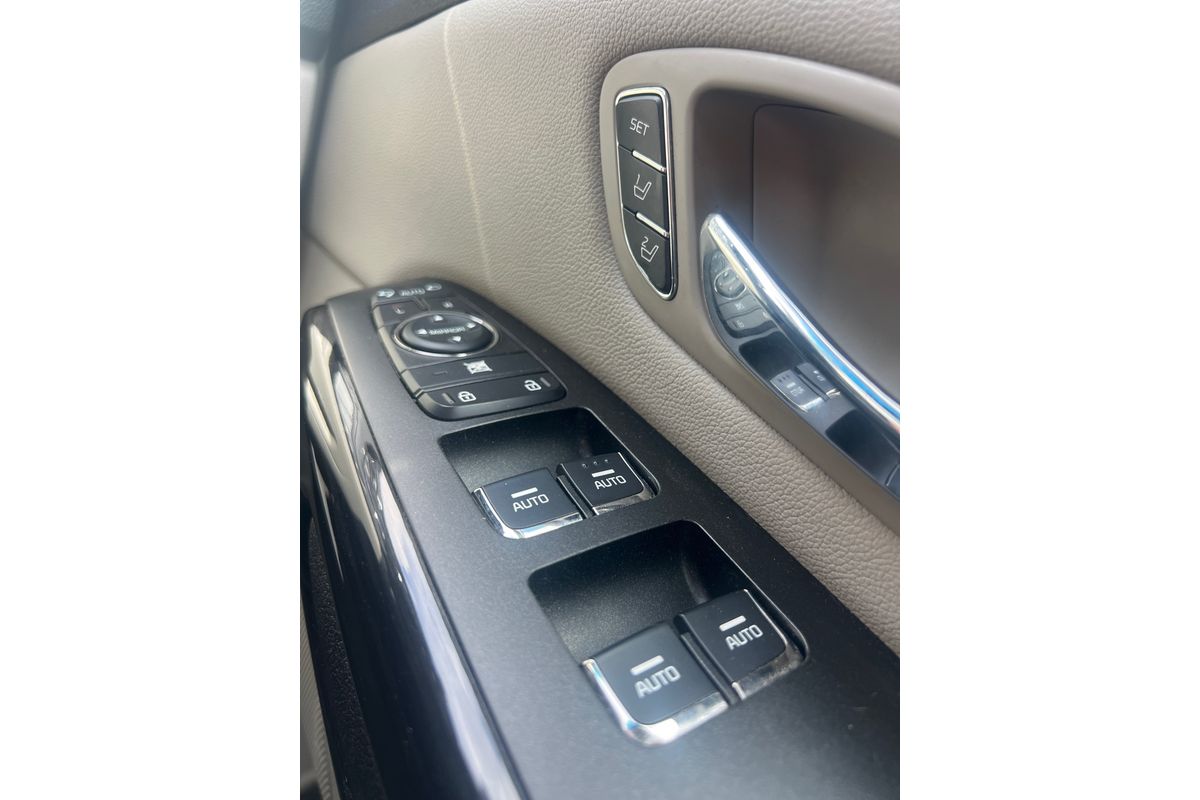 2020 Kia Carnival Platinum YP image 26