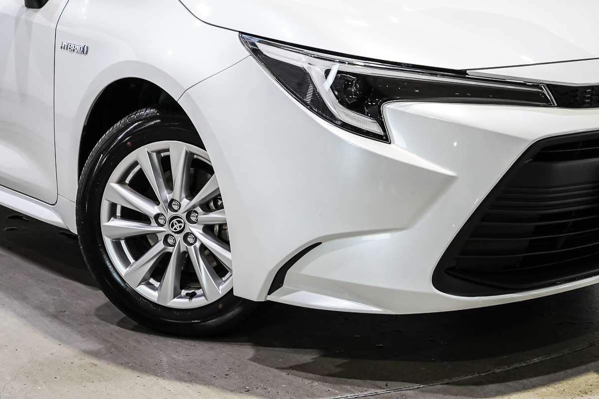 2023 Toyota Corolla SX Hybrid ZWE219R