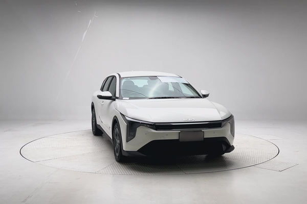 2025 Kia K4 S CL4m thumb-4