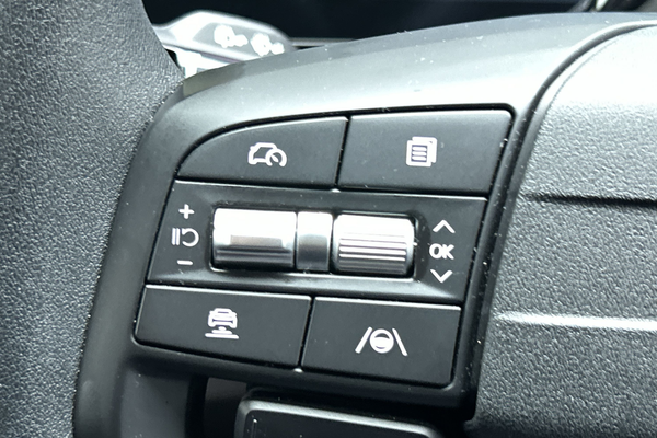2025 Kia K4 S CL4m thumb-14