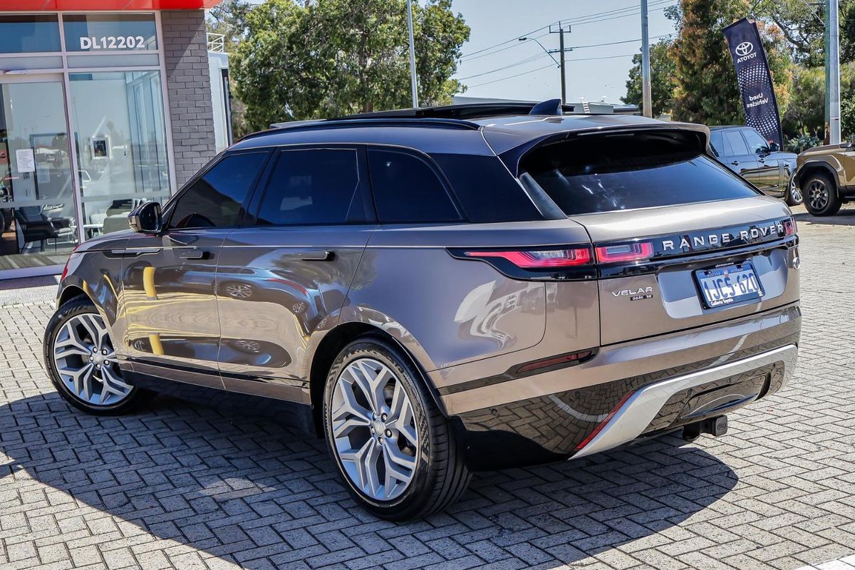 2019 Land Rover Range Rover Velar D240 SE L560