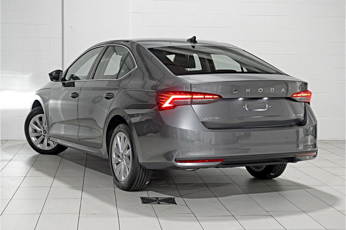 2026 SKODA Octavia Select mHEV NX