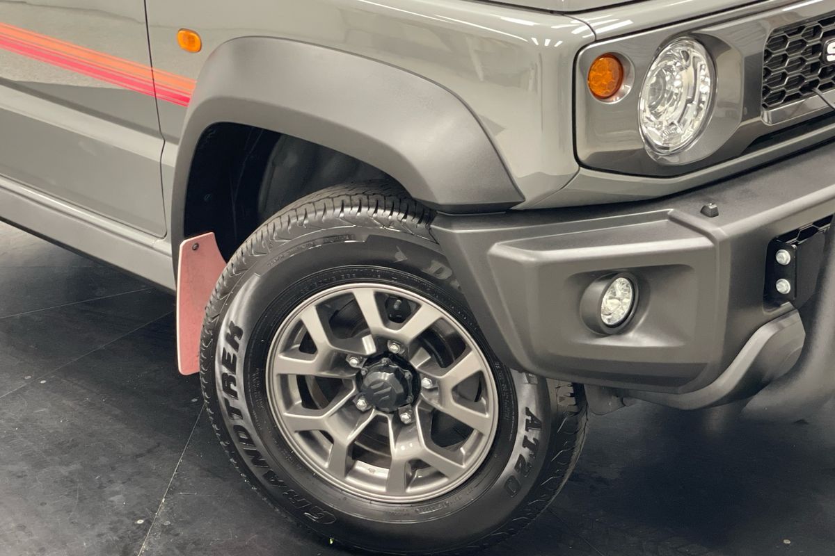 2023 Suzuki Jimny
