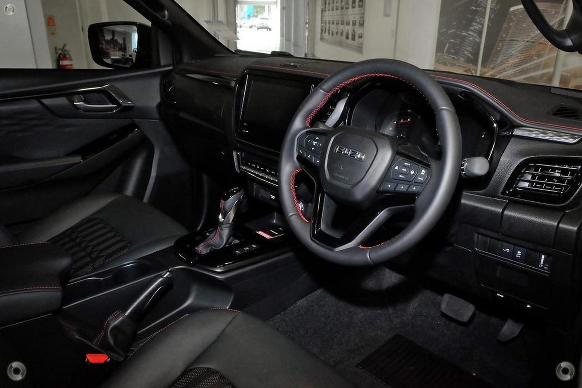 2026 Isuzu D-MAX X-TERRAIN 4X4 image 16