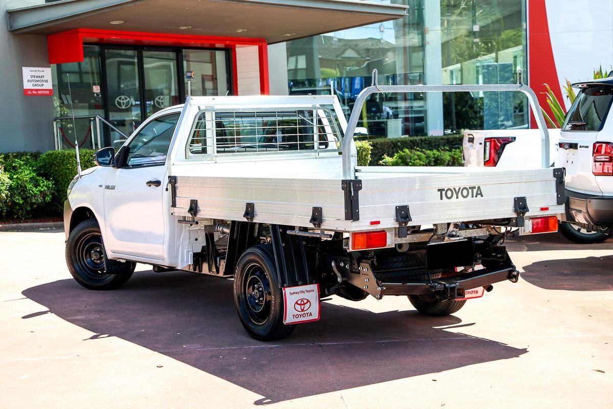 2016 Toyota Hilux Workmate TGN121R Rear Wheel Drive