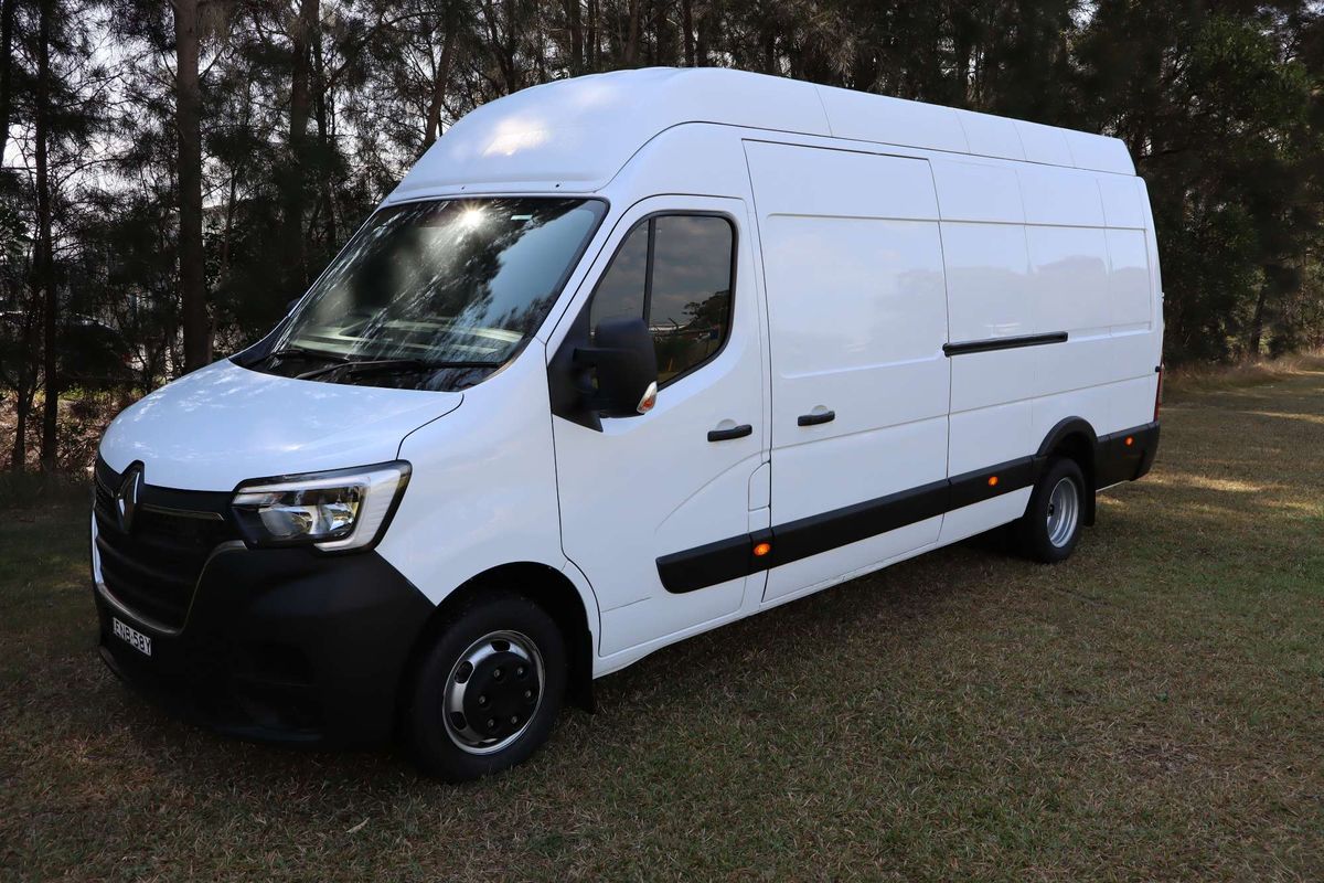 2021 Renault Master Pro 120kW X62 Phase 2 LWB High Roof image 11