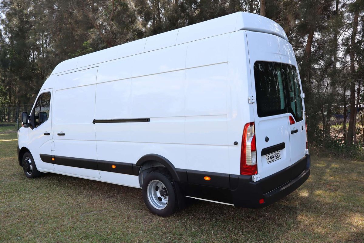 2021 Renault Master Pro 120kW X62 Phase 2 LWB High Roof image 13