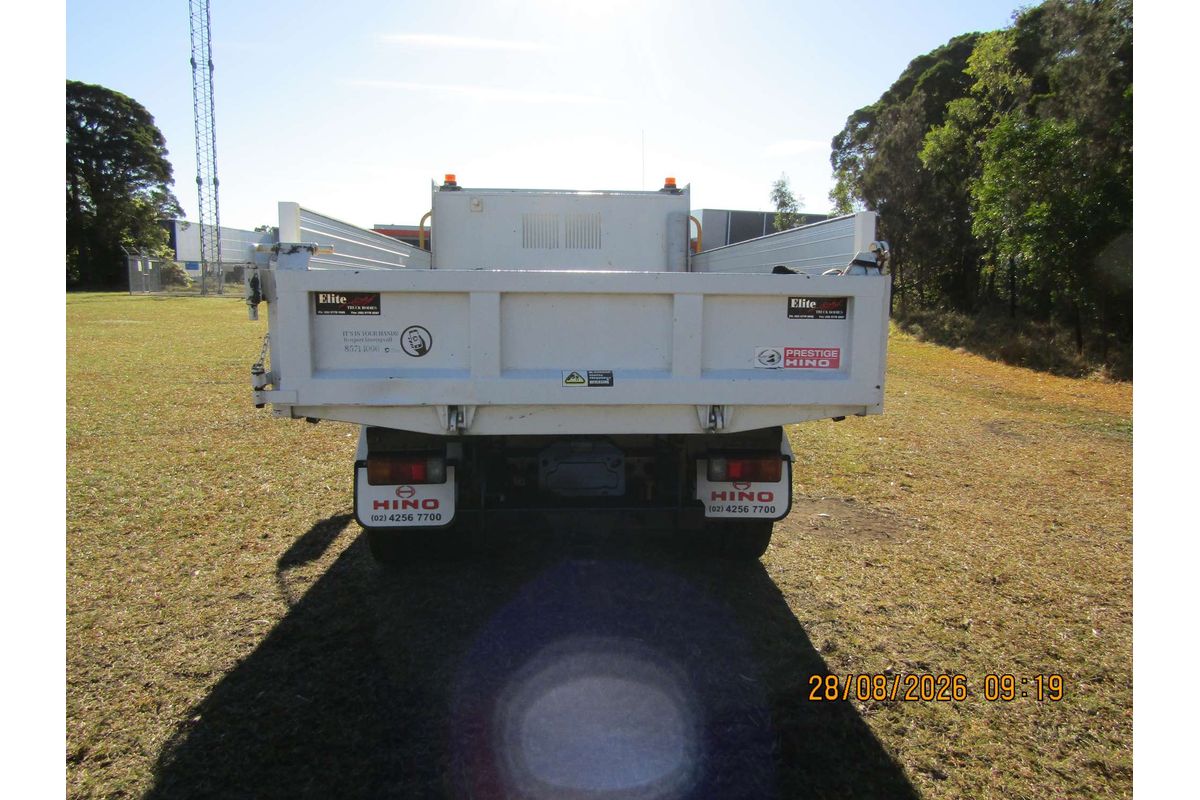 2015 Hino 300 Series 716 MEDIUM TIPPER XZU710R image 14