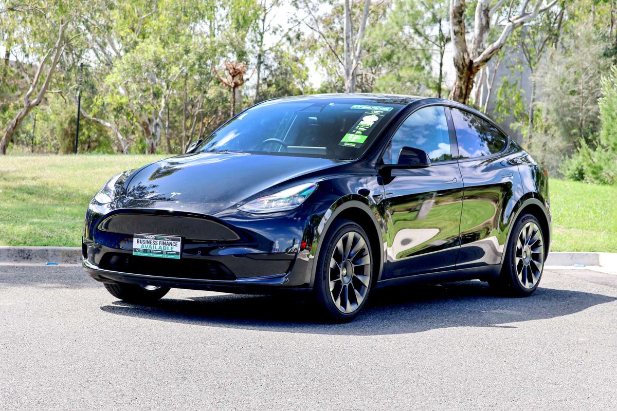 2023 Tesla Model Y Rear-Wheel Drive