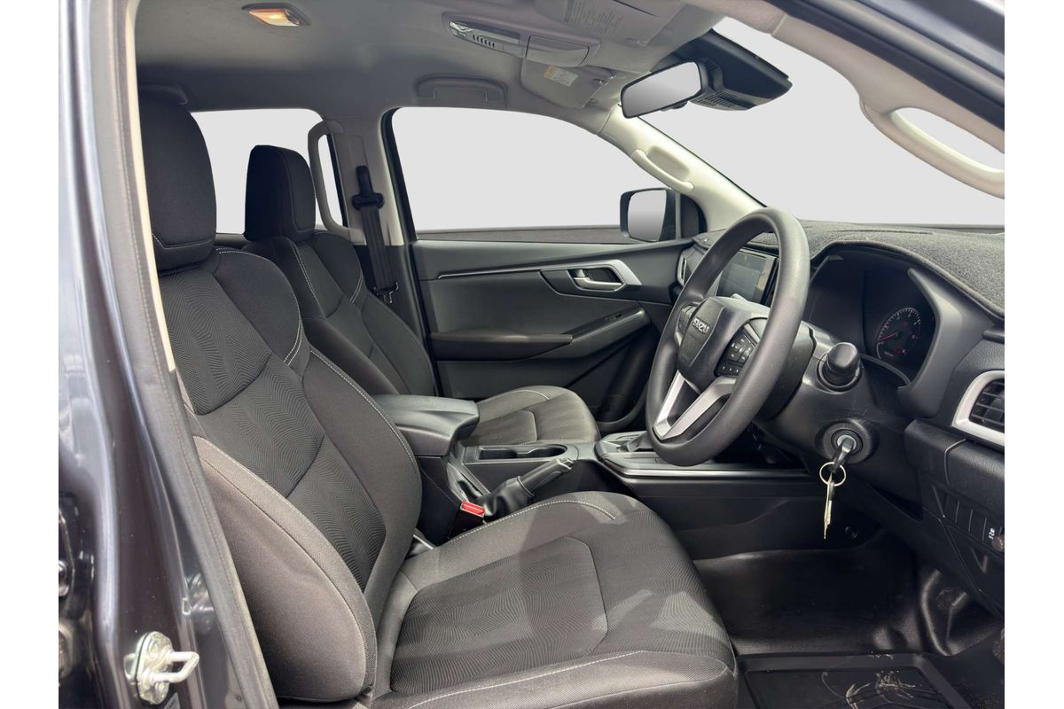 2021 Isuzu D-MAX LS-M 4X4 image 19