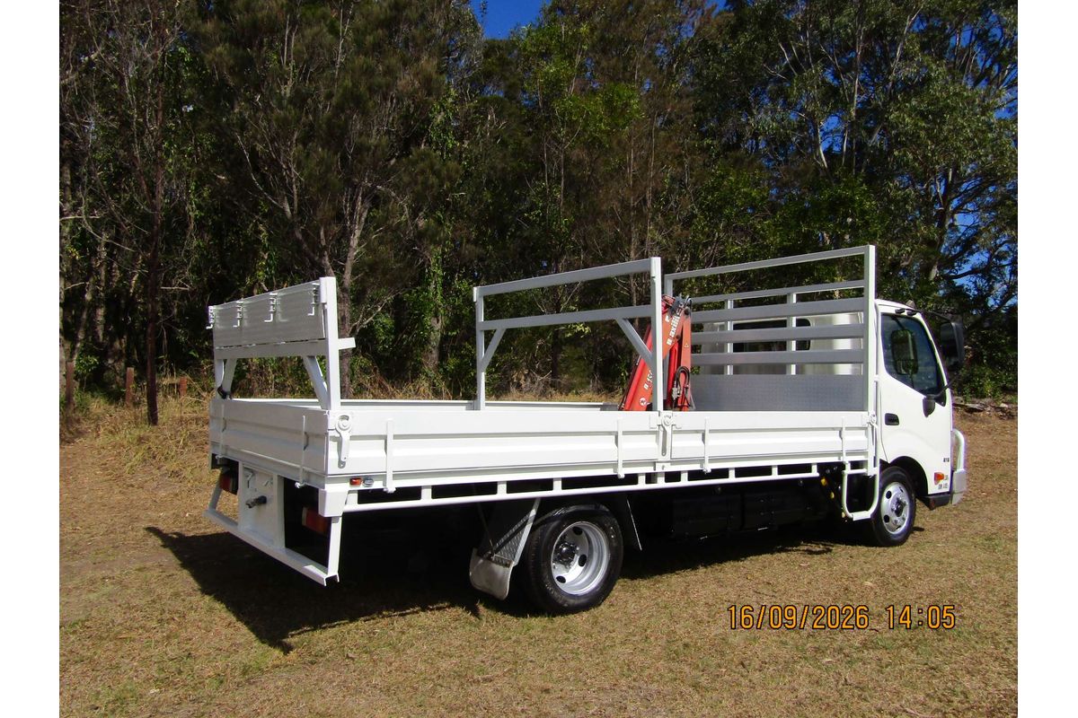 2014 Hino 300 Series 616 AUTO MWB XZU710R 4x2 image 16