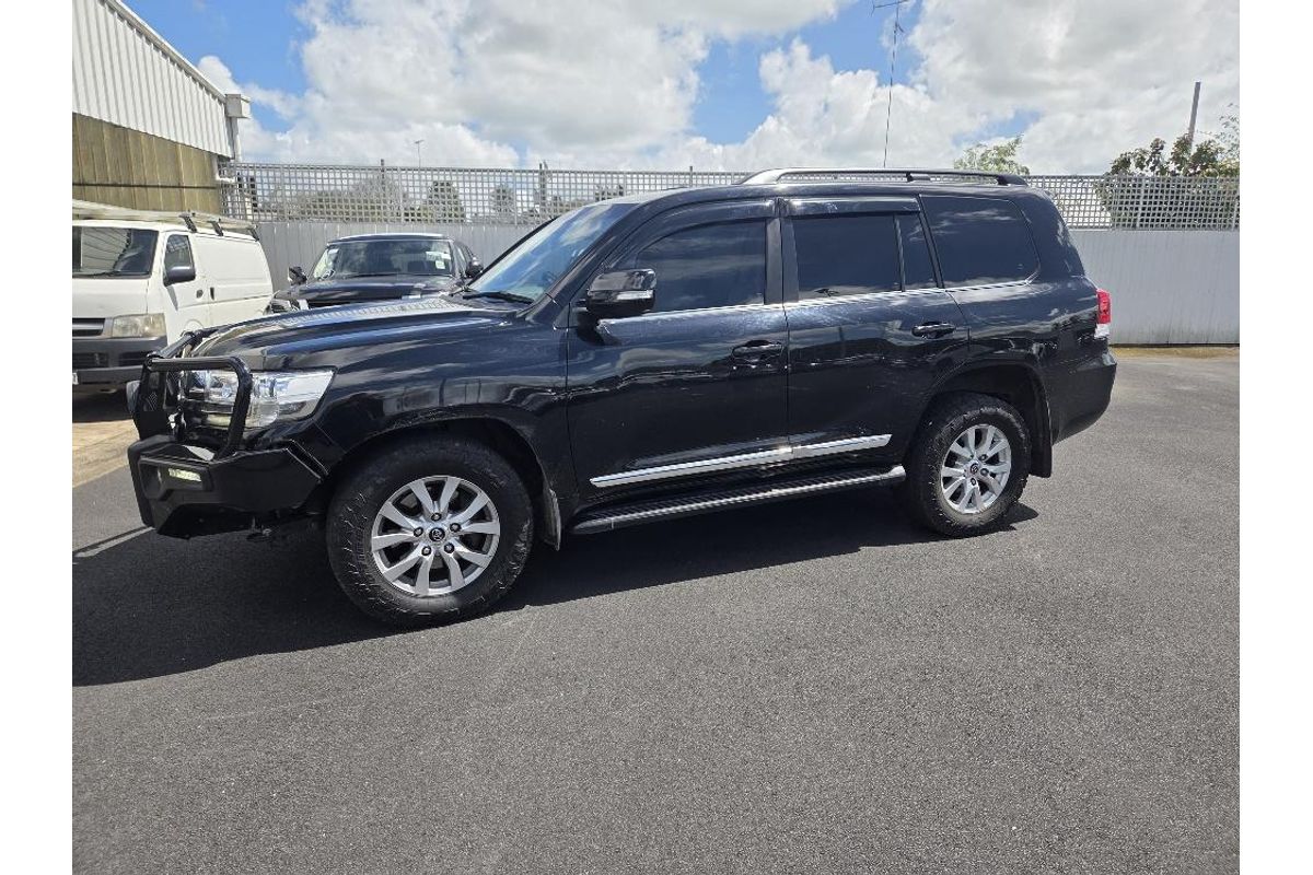 2018 Toyota Landcruiser Sahara VDJ200R