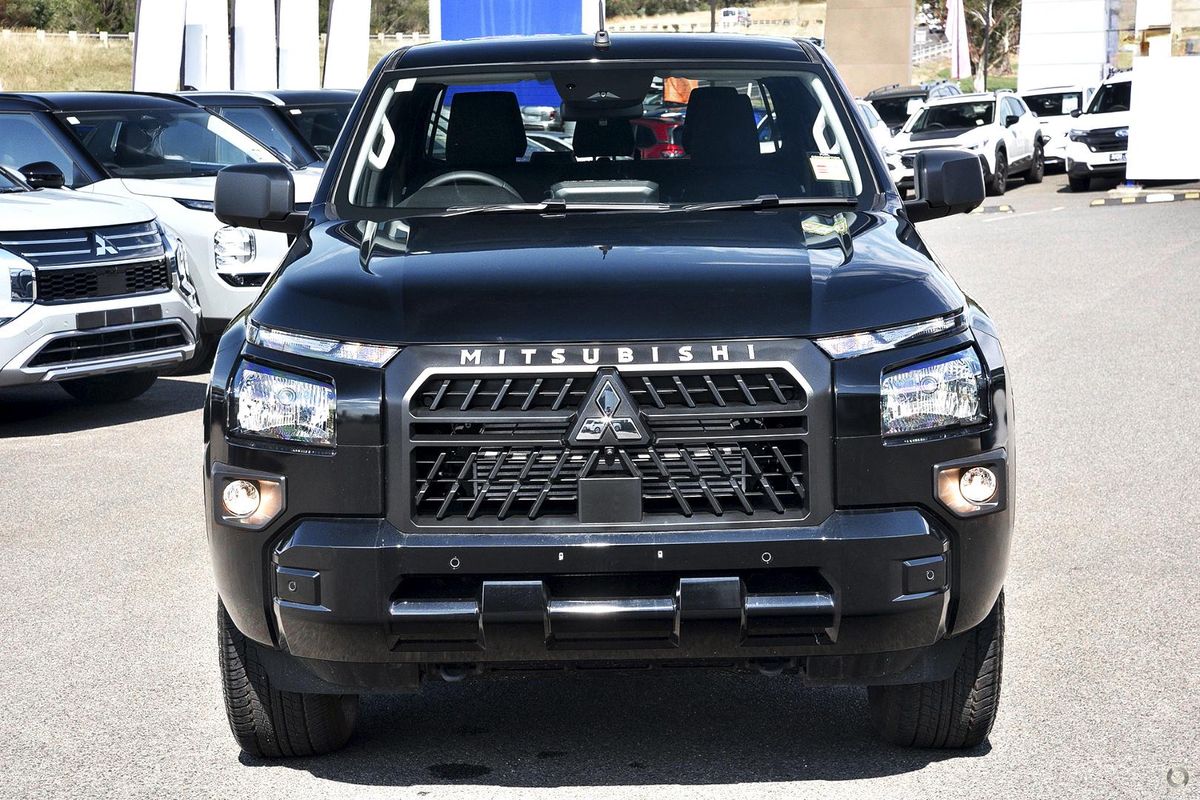 2025 Mitsubishi Triton GLX-R MV 4X4