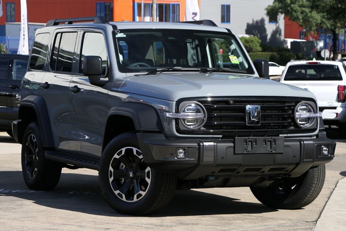 2026 GWM Tank 300 Ultra Hi4-T PHEV P01