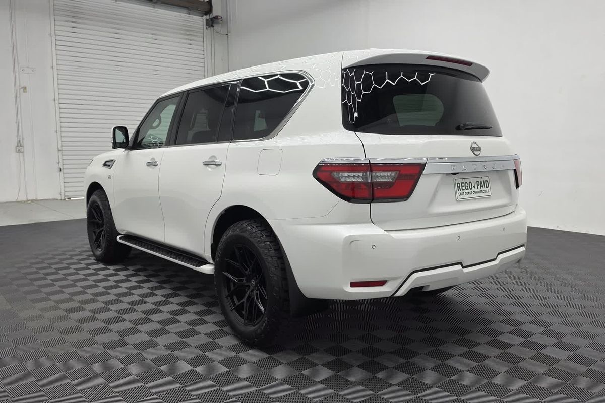 2022 Nissan Patrol Ti Y62 image 13