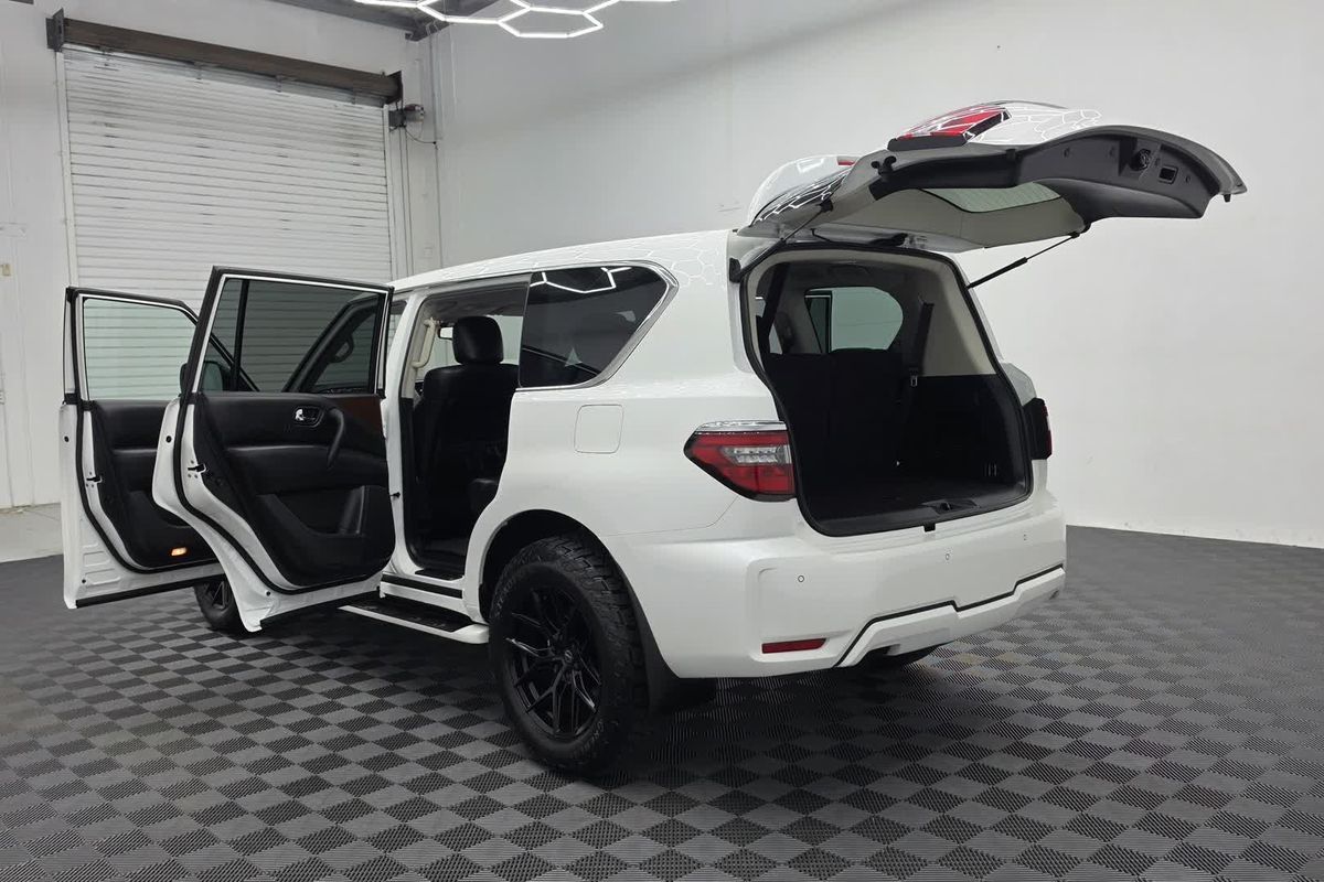 2022 Nissan Patrol Ti Y62 image 29