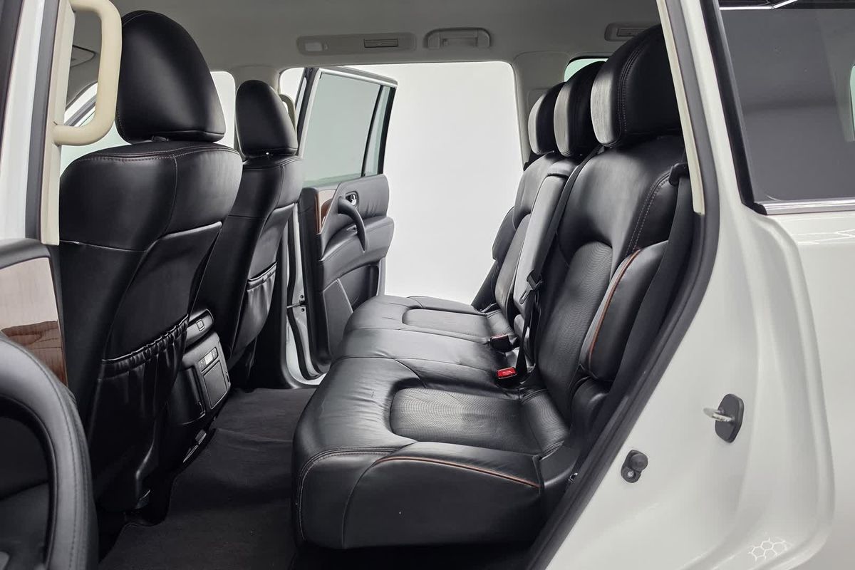 2022 Nissan Patrol Ti Y62 image 32